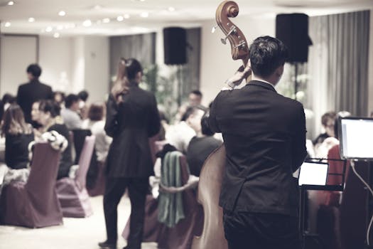 crowd enjoying dinner at a restaurant
